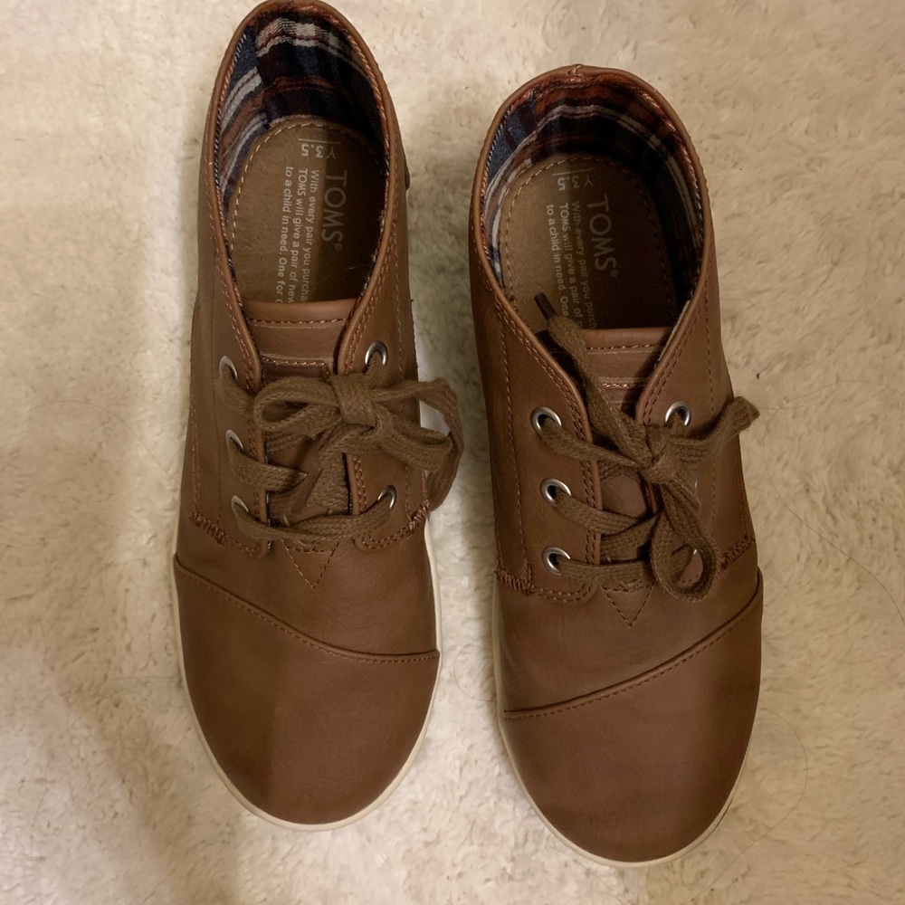 Boys Toms